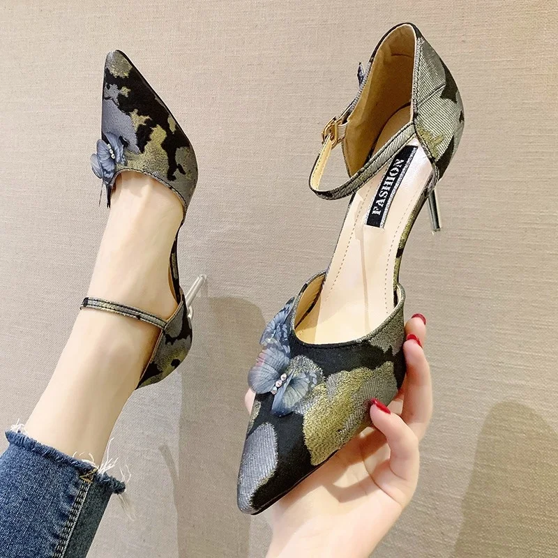 

Ins Summer Crystal Butterfly Embroidery Flower Pumps Woman Chaussure Femme Pointed Toe Stiletto High Heels Shoes Women Sandalias