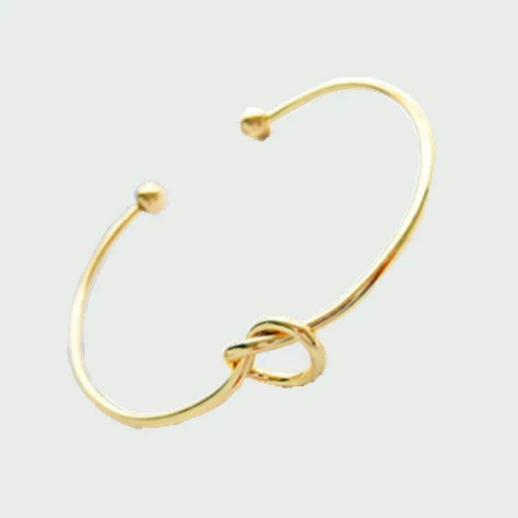 

Dropshipping Simple Couple Love Knotted Bracelet European and American Metal Open Bracelet Girls Wild Bracelet Women Wholesale