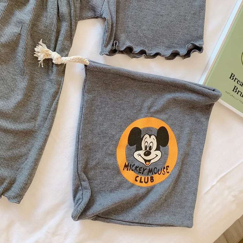 

Disney Mickey Mouse pajamas women's 100% cotton short-sleeved summer thin students can wear home service suits