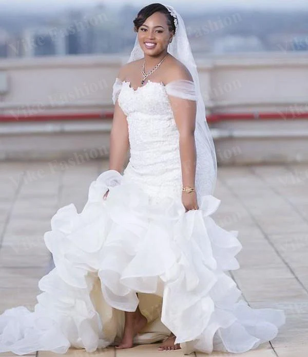 

Gorgeous Off Shouler Plus Size African Mermaid Wedding Dresses Lace Ruched Tiered Tulle Sweep Train Bridal Gowns Custom Made