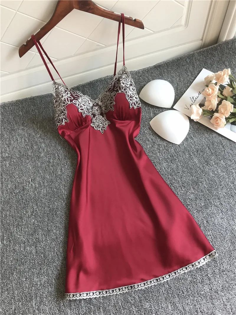 Нижнее белье домашняя одежда Женская Сексуальная Короткая атласная пижама с