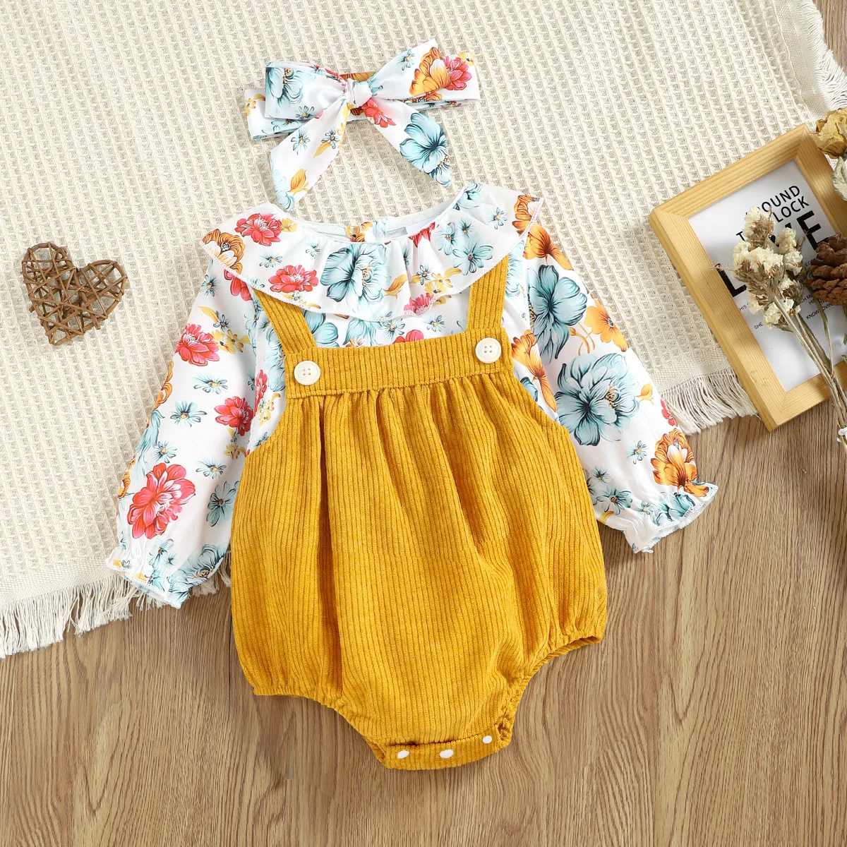 

Spring Autumn Newborn Baby Girls Ruffle Collar Flower Print Long Sleeve Rompers Baby Fake Two Piece Toddler Triangle Jumpsuits