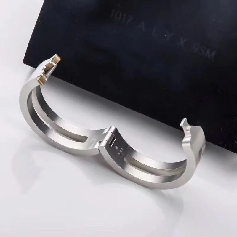 

Best Version 1:1 1017 ALYX 9SM Rollercoaster Track Alyx Aluminium Alloy Bracelet Men Women Unisex Couples Jewelry Bangles Women
