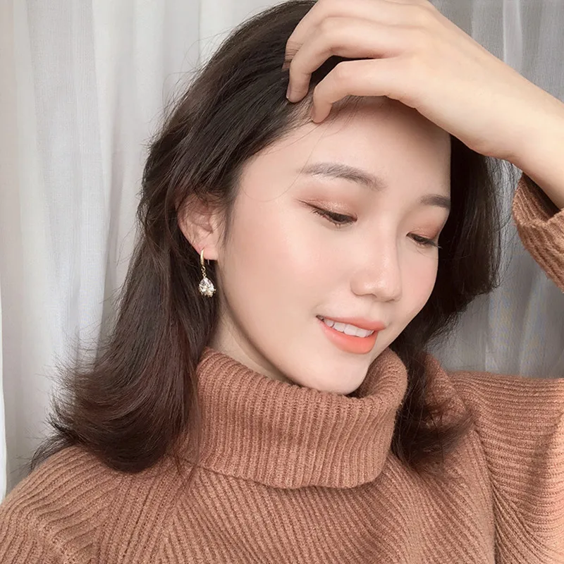 Женские серьги клипсы с кубическим цирконием винтажные полые цветком без