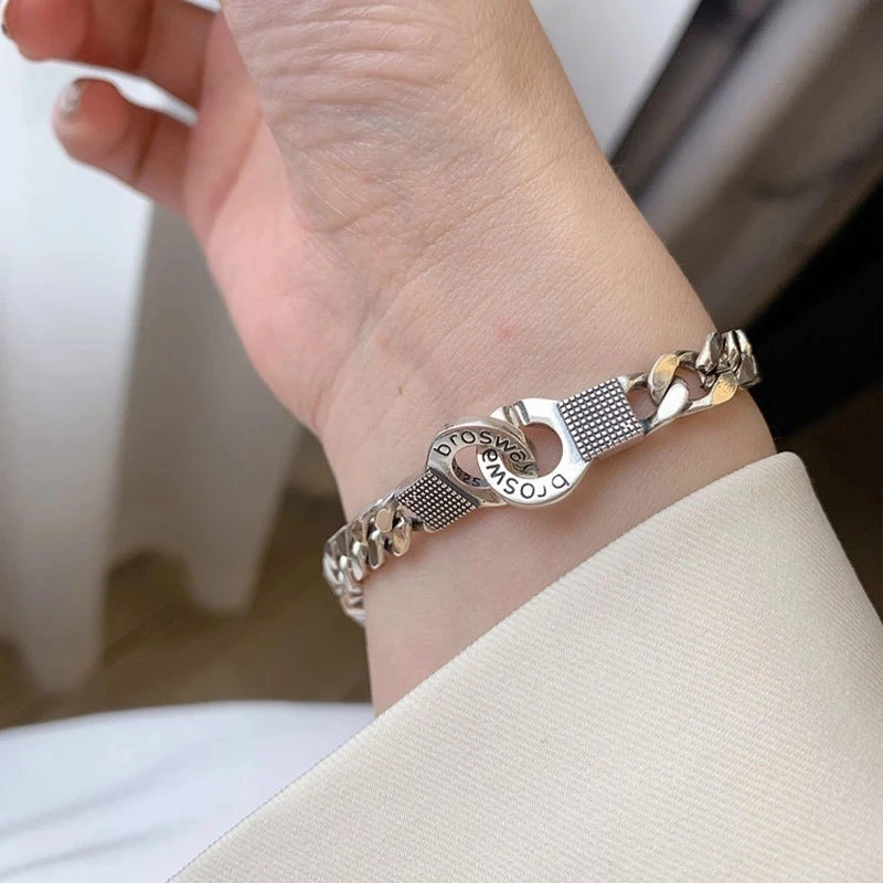 

MEYRROYU Sterling Silver New Arrival Pulseras Mujer Handcuffs Shape Chain Bracelet Light Luxury Charm Jewelry Party Gift On Hand