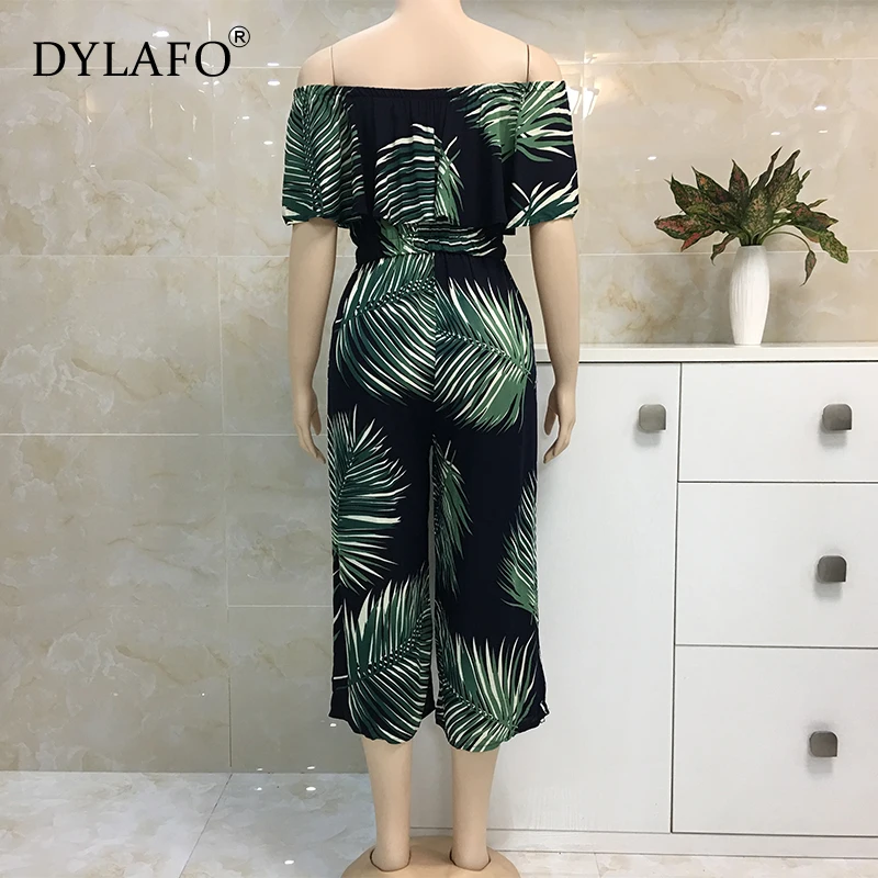 Женский комбинезон с воланом зеленый открытыми плечами элегантные вечерние