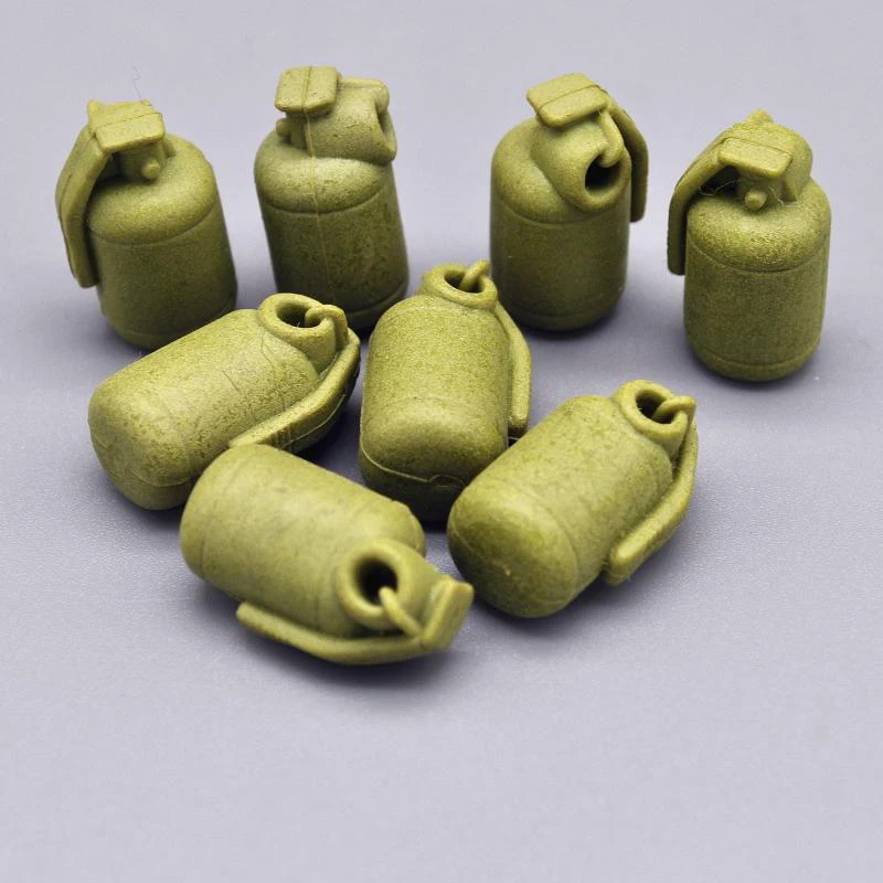 

Hot Sales 1/6 Scale 8 Pieces Old Grenades With Solid Plastic Scene Components For Usual Doll Action