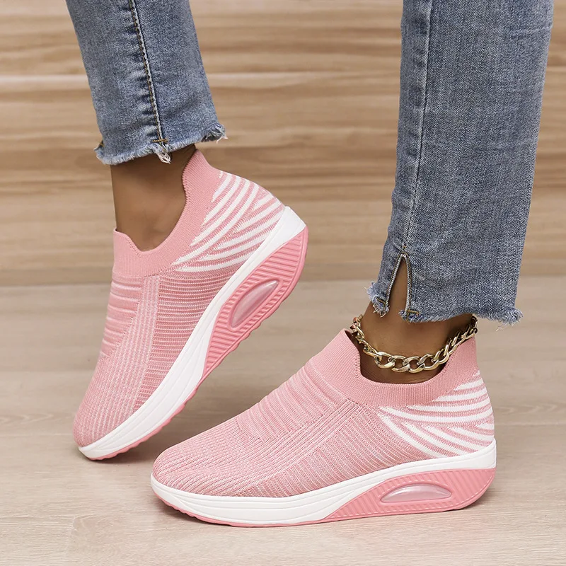 

2021 Spring and Summer New Set Foot Lazy Shoes Flying Weaving Rocking Shoes Women's Thick Soled Mother Sports Casual Shoes Large
