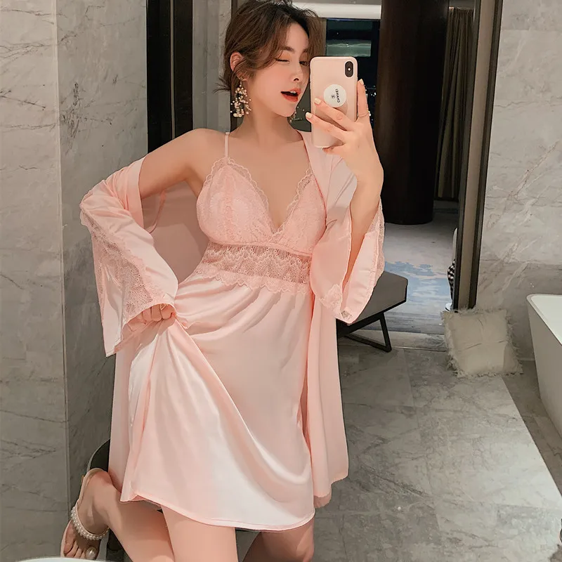 

Women's Sleep & Lounge