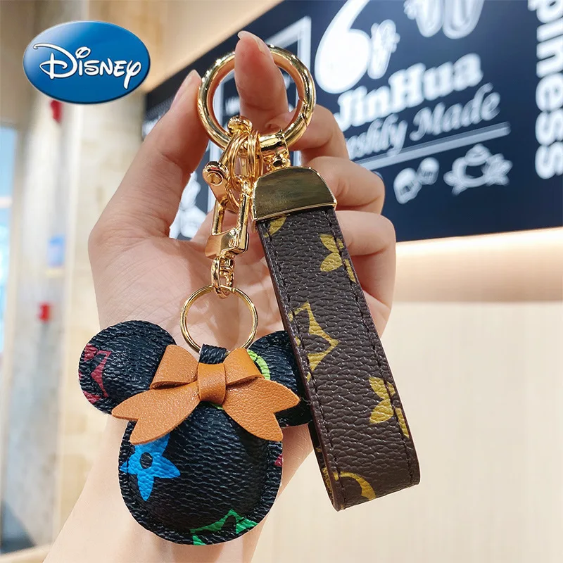 

Disney Cartoon Cute Mickey Car Keychain Couple Keychain Leather Key Pendant Creative Personality Car Ornaments