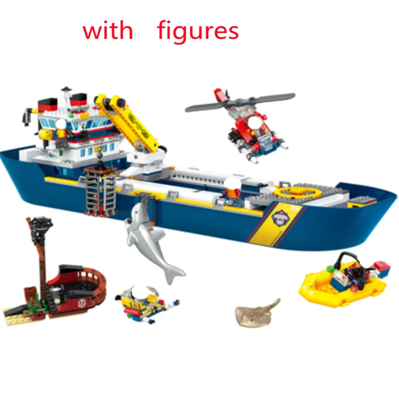 

793 шт., Детский конструктор «Город»