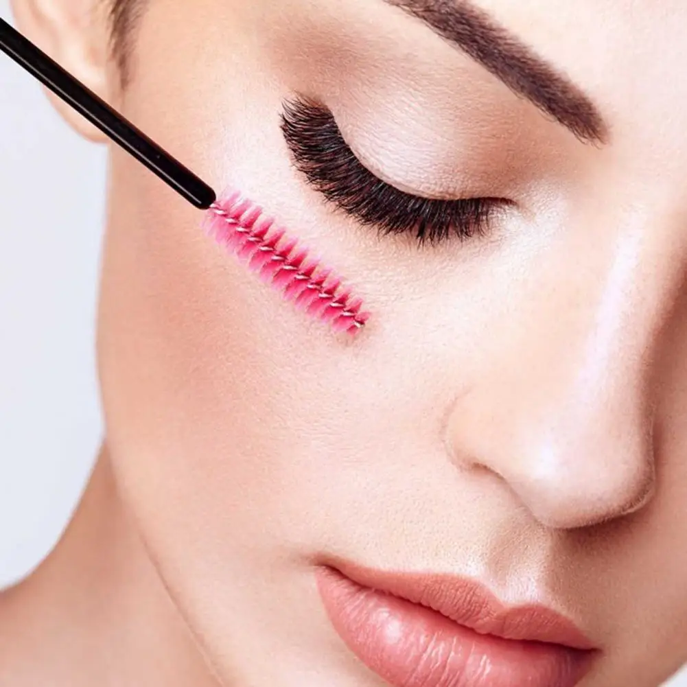 

50Pcs/Bag Eyelash Tool Easy to Use Disposable Plastic Eyebrow Cosmestic Brush Wand for Daily Use Makeup Tools