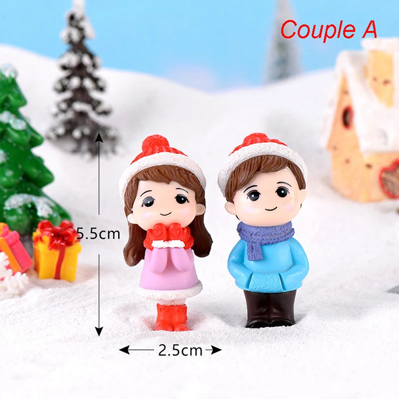 

2/1pcs Sweety Lovers Couple Figurines Miniature Craft Fairy Garden Gnome Moss Terrarium Gift DIY Ornament Garden Decor 2021