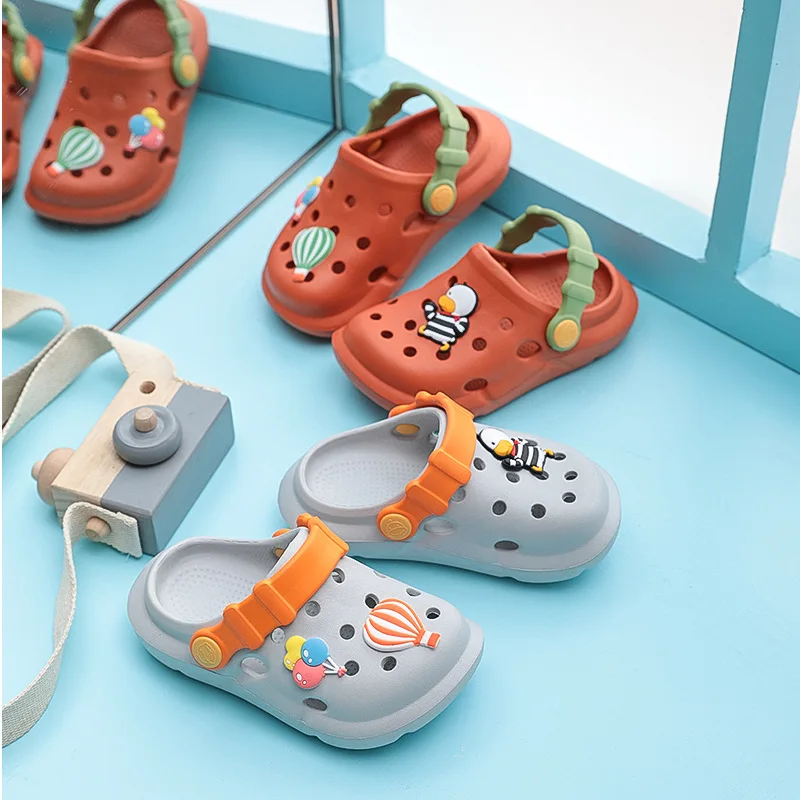 Summer boys girls shoes slippers non-slip cartoon hole kids shoes children baby indoor cute flat sandals slippers Baotou KSS05