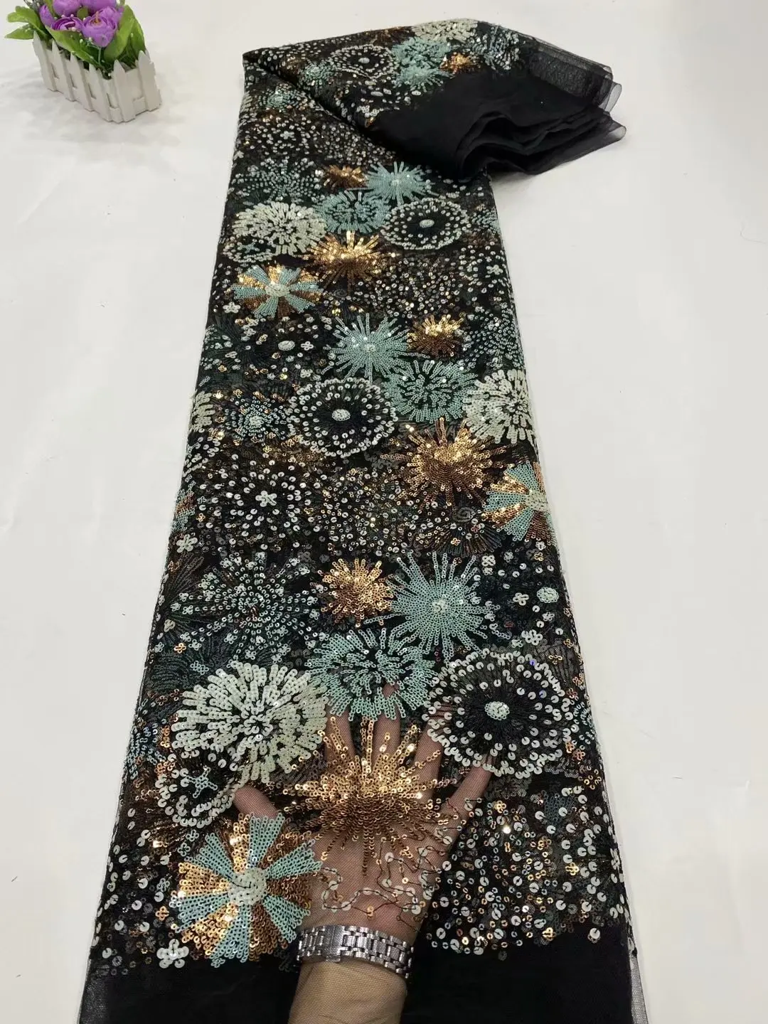 

African Lace Fabric 2021 High Quality Lace Embroidered Nigerian Organza Sequin Lace Fabrics French Tulle Lace Fabric