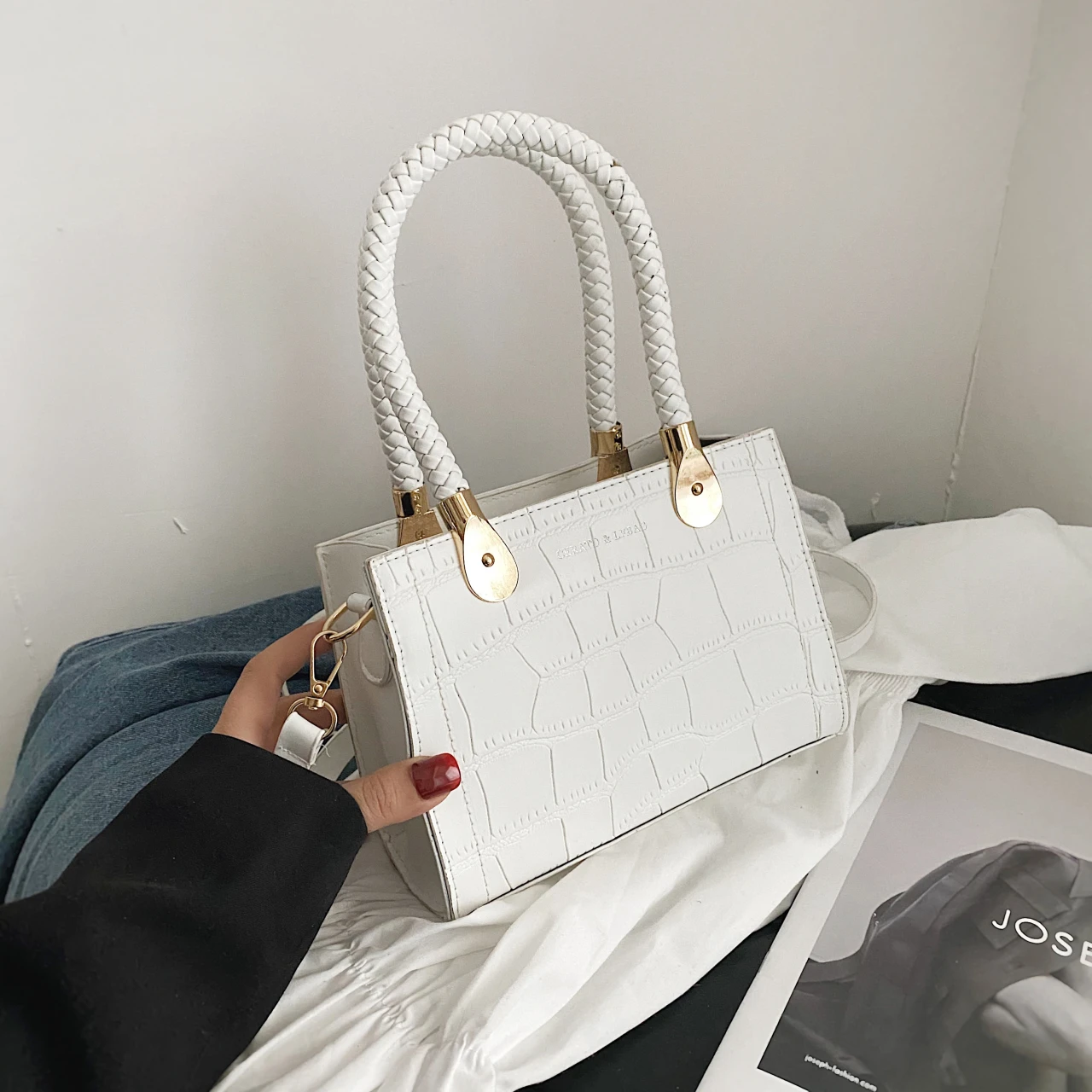 

2021 сумки через плечо из искусственной кожи с крокодиловым узором для женщин, женские сумки на цепочке, сумки на плечо, мини-кошельки, дорожна...