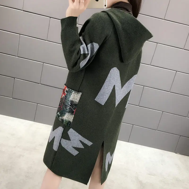 army green Женская куртка осень зима длинный кардиган Новая мода письмо жаккард Досуг с капюшоном свитер пальто Свободный вязаный блуза f1708 - Цвет: army green