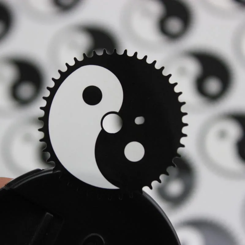 Дешевая индивидуальная печать водоотталкивающая клейкая этикетка личные