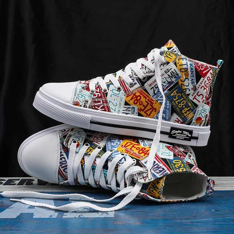 Fashion Sneakers Men Canvas Shoes Breathable Cool Street Graffiti Shoes Lovers Comfortable Shoes Flats Casual Vulcanized Shoes