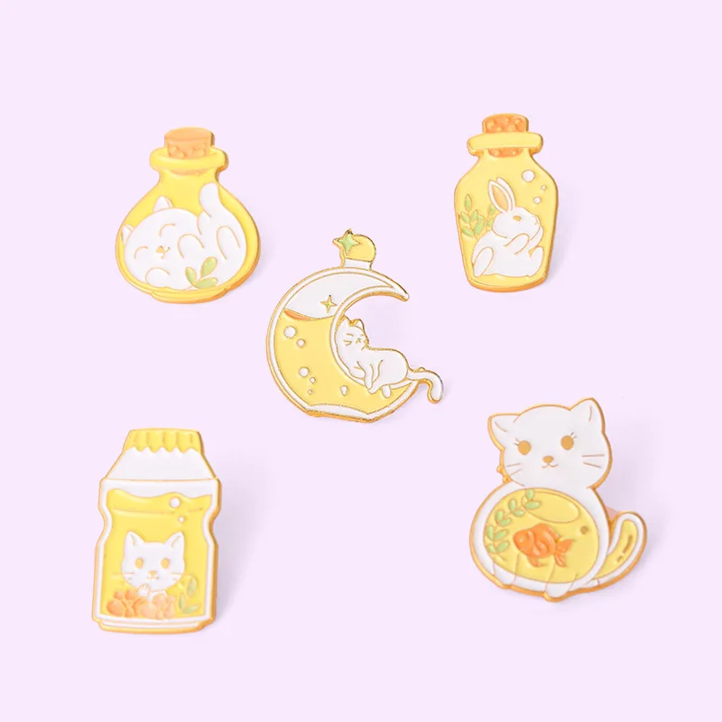 

Creativity Sweet Cute Rabbit Kitten Moon Bottle Shape Alloy Enamel Brooch Delicate Cartoon Small Animal Badge Pin Accessories