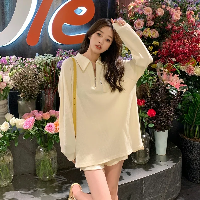 

2021 Women's Clothing Fashion Polo Collar Long Sleeve Sweatshirts Early Autumn New Loose Korean Tops Shorts Two-piece Suit Women