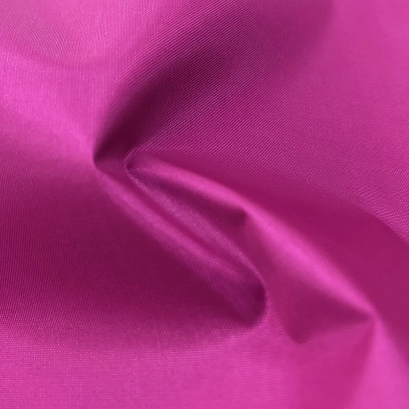 Ткань для занавесок "Двойное серебро", с затемнением, стиральная и водонепроницаемая, солнцезащитная и теплоизоляционная, размером 1*1.5 м, шириной 148 см.