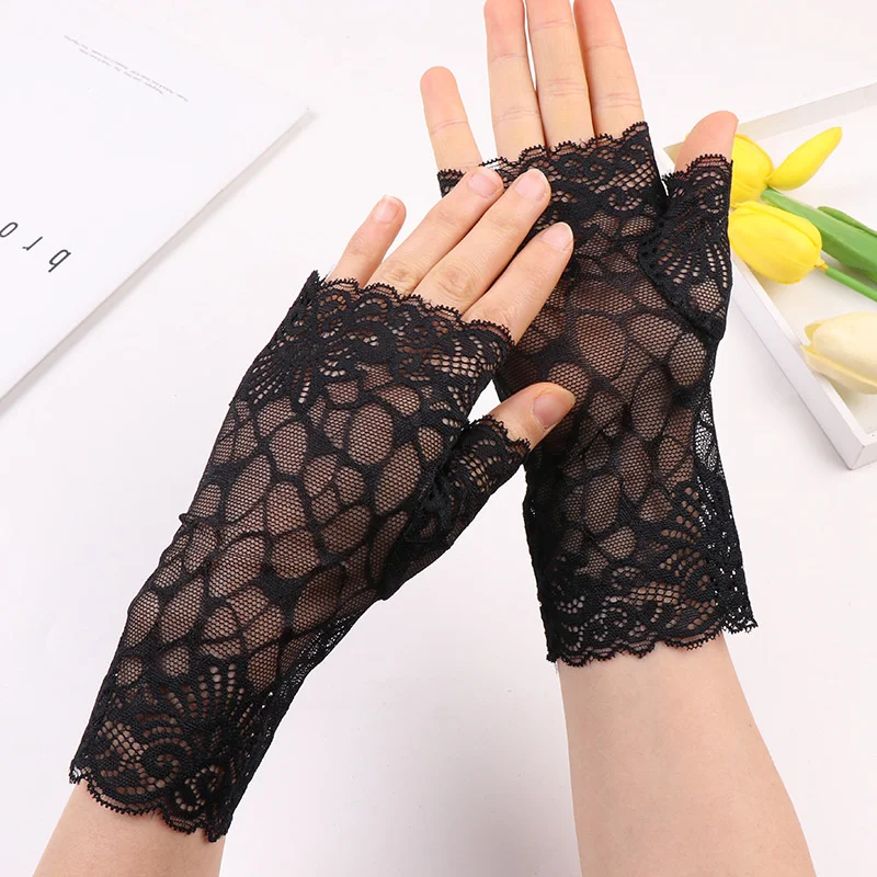

Lace Half Finger Gloves women's elegant sexy black hollow out finger elastic mesh hand socks sunscreen spring, summer and Autumn