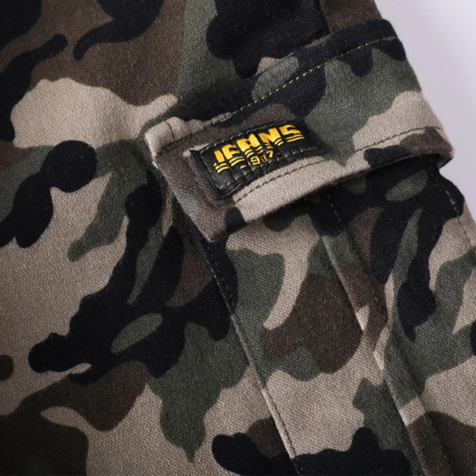 

Oyolan Children Boys Cargo Pants Camouflage Pants with Pocket Children Sweatpants Training Pants Sports Pants for 6-14 Years