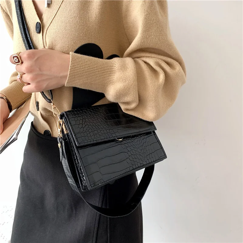 

Autumn and Winter Foreign Style Broadband Messenger Women's Year Solid Color Stone Single Shoulder Small Square Bag Women's