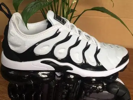 Air Plus Tn оливковый цвет металлик белый серебристый Мужская обувь для бега мужская