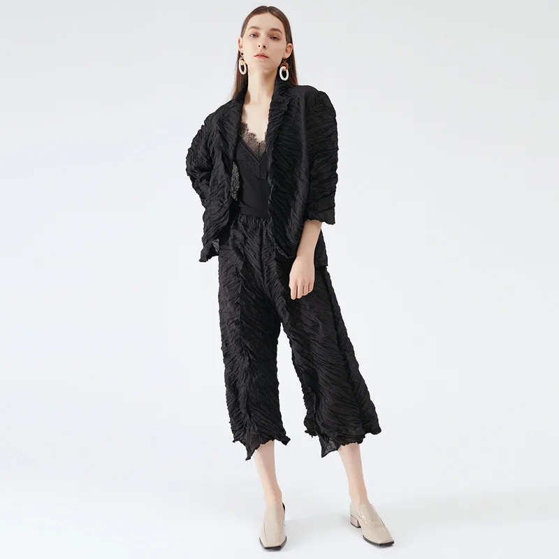 

Женский складной костюм Issey Miyake, весенний Повседневный удобный модный Свободный жакет с рукавами, складные Широкие штаны, повседневный брюч...