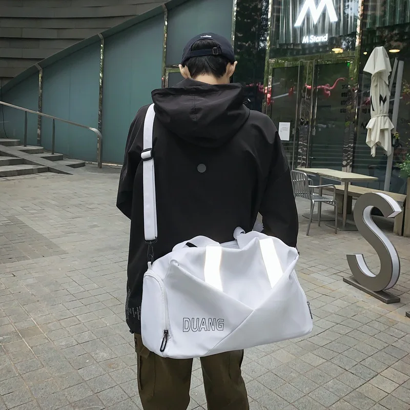 Lightweight Yoga Bag Sports GYM Bag Men Women Reflective Travel Shoulder Bag Waterproof Duffle Fitness Bag with Shoe Compartment