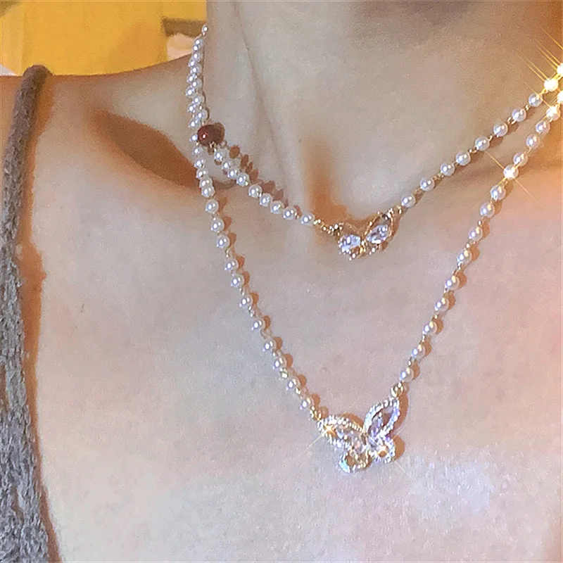 

Luxury Retro Pearl Double Clavicle Chain Pendant Necklace for Women Micro-inlaid Zircon Butterfly Necklace Choker Jewelry Collar