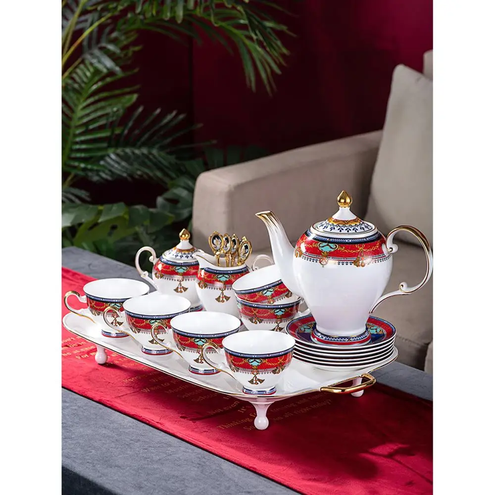 

Европейский двор набор кофейных чашек, роскошный набор чайных чашек, чайный горшок, сахарница, молочный горшок, кофейный чайник высшего качества, подарок на день рождения, Рождество, свадьбу