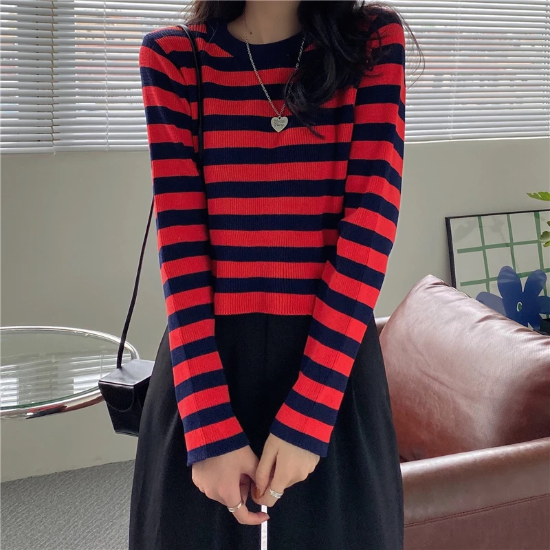 

GOOHOJIO 2020 New Stripe Long Sleeve Knitted Sweater Women Tops Autumn O-neck Short Pullover Ladies Classic Casual Sweater Women