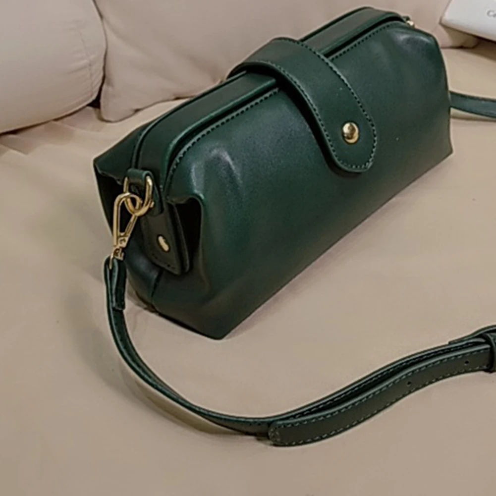 

2021 Casual Solid Color Chain Handbag Fashion Ladies PU Leather Solid Color Zipper Small Shoulder Bags for Women