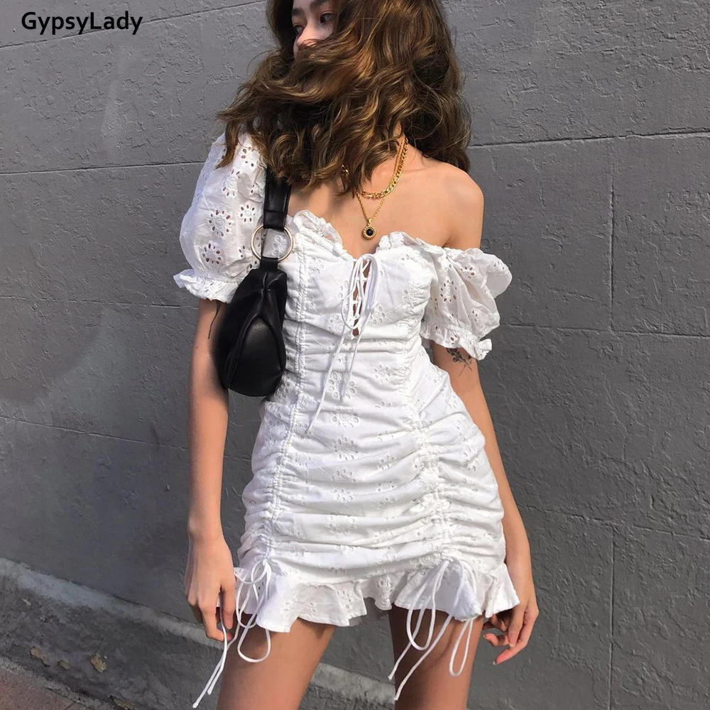 

Женское мини-платье с открытыми плечами GypsyLady, белое ажурное Прозрачное платье с оборками для отдыха, 2021