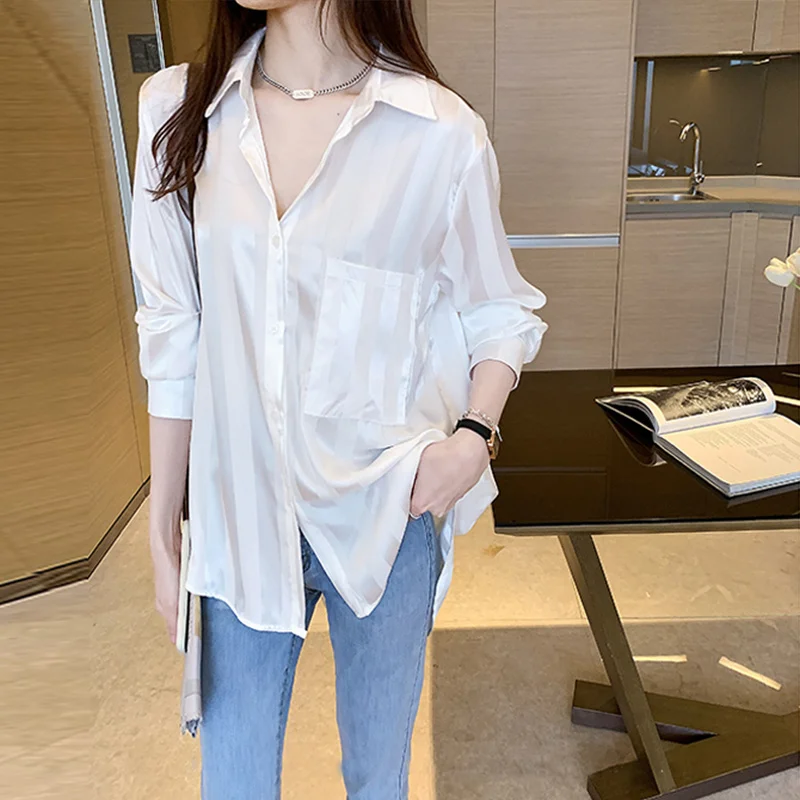 

2021 Early Spring New Women's Clothing Top Laid-Back Shirt Loose Large Size Fat mm Slim Looking Belly Covering Satin Surface Rac