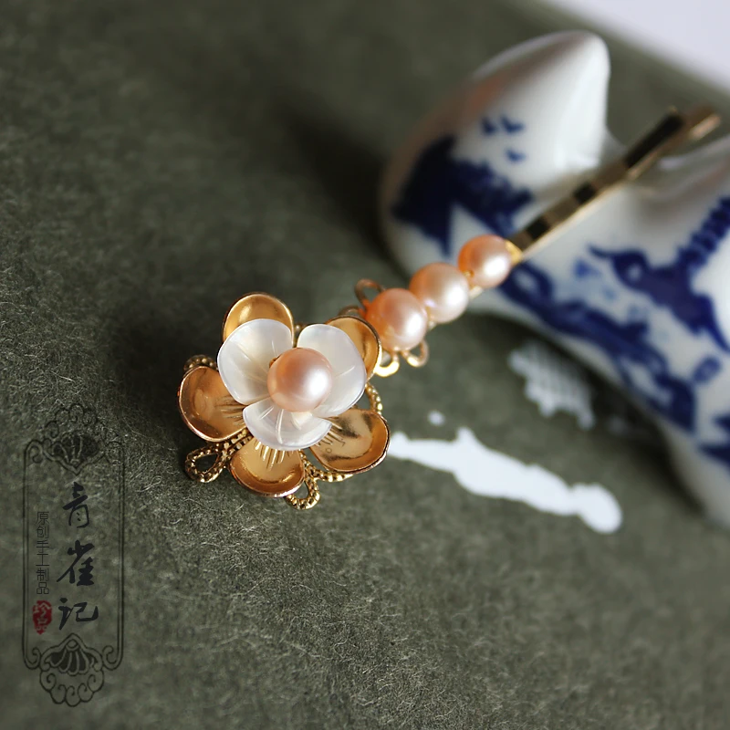 

Chinese Clothing Accessories Headdress Handmade Classical Hairpin Shell Flower Pearl Barrettes A- Line Clip