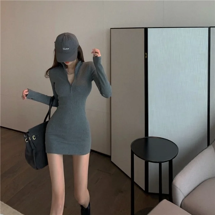 

Women's Jumpsuit Short Skirt Early Autumn Korean Chic Color Turtleneck Zipper V-neck Skinny HipNuyoah