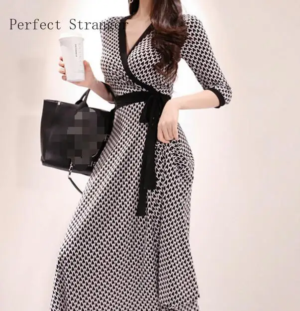 

2020 Spring Summer New Arrival Hot Sale V Collar Three-quarter Sleeve Plaid Women Jag Long Dress