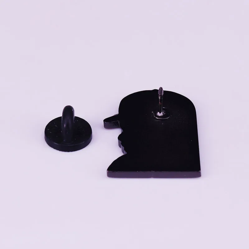 Эмалированный значок с мемом Дональда Трампа Пепе | Украшения и аксессуары