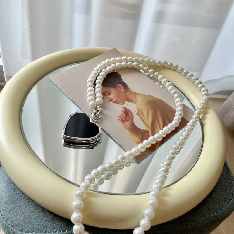 

Heart Shape Pearl Chain Crossbody Bags with Mirror Niche Design Decoration Shoulder Bags 2021 Summer New Fashion Women Bag