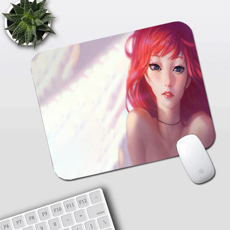

MRGLZY Mouse Pad Cute Girl Personality Creative Game Animation Two-dimensional Waterproof An Dirtresistant Resin Small Mouse Pad