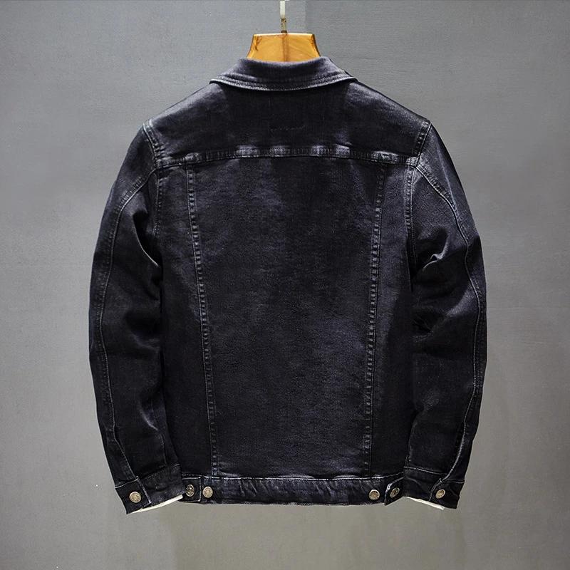 Мужская джинсовая куртка черная классическая приталенная из денима в стиле