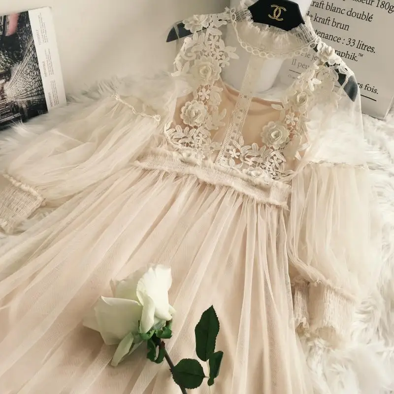 

High Quality Small Three-dimensional Flowers French Dream Mesh Elegant Lantern Sleeve Empire Two-piece Dress Casual Woman Dress