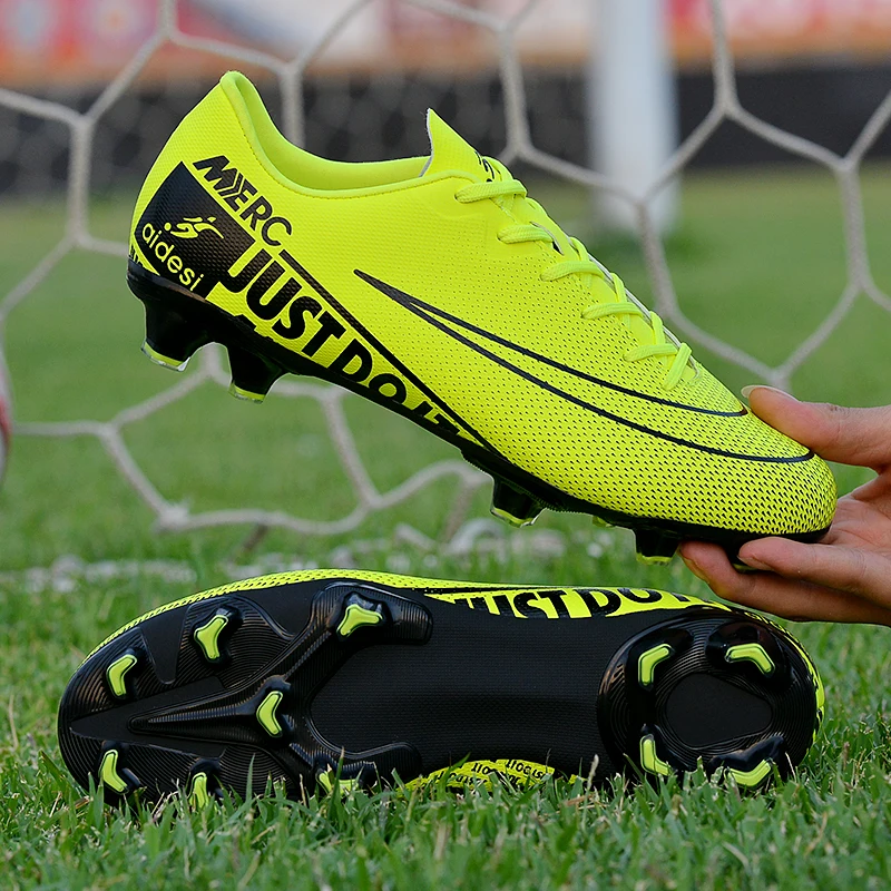 

Soccer Shoes Men Football Cleats Soccer Boots Teenager Ankle High Tops Football Shoes Kids Indoor Soccer Training Sneaker