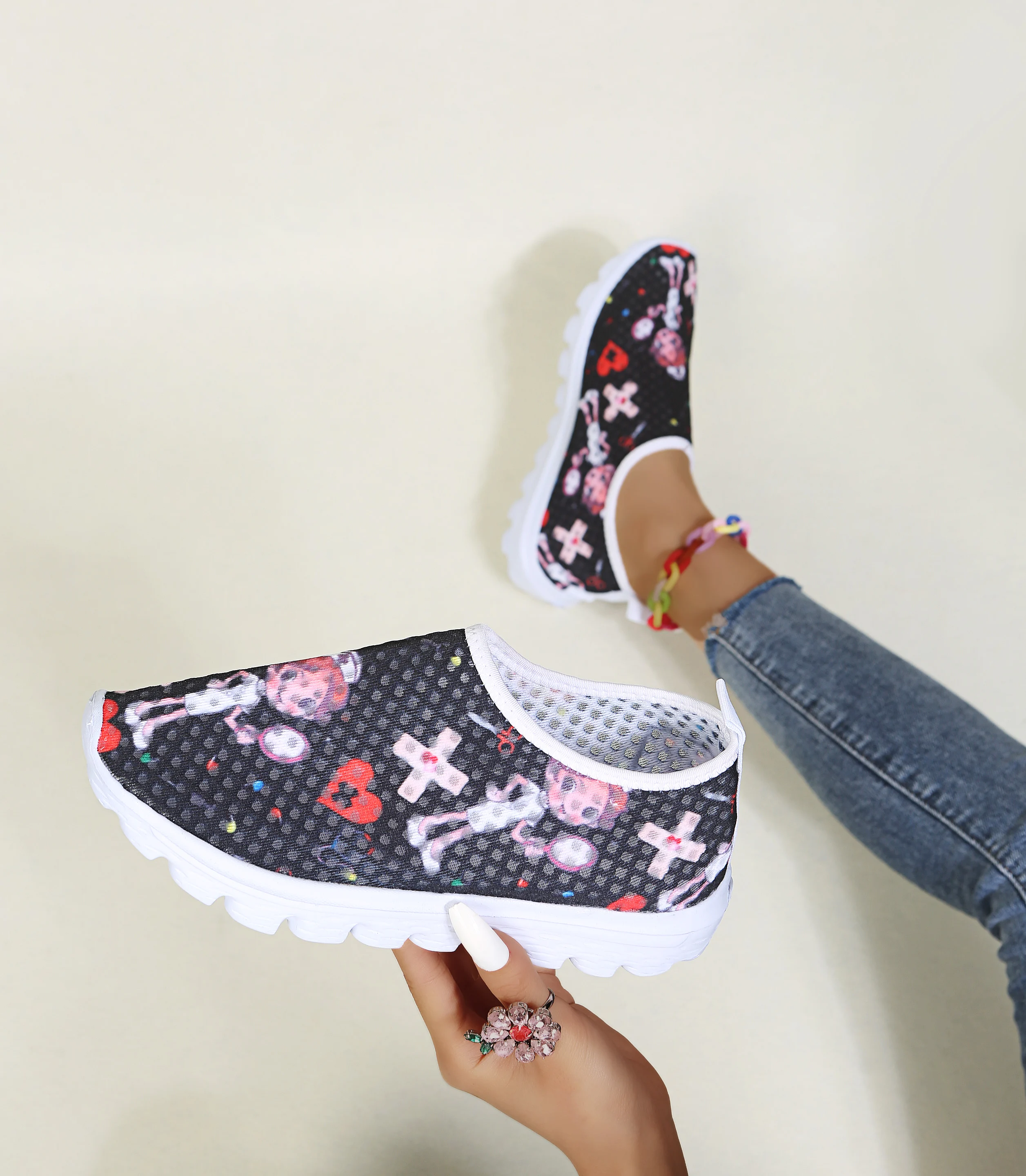 

2021 one-step fall/winter new style flying woven women's shoes mesh breathable sneakers comfortable large size women's shoes