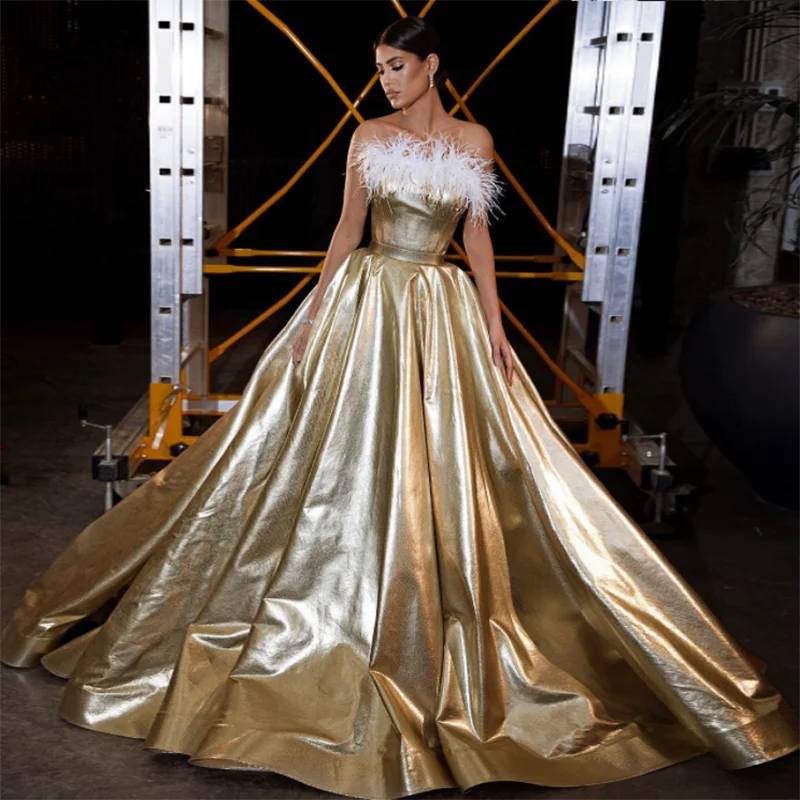

Sexy Feathers Evening Dresses Elegant A-Line Prom Dress Custom Made Plus Size Sleeveless Formal Party Gowns