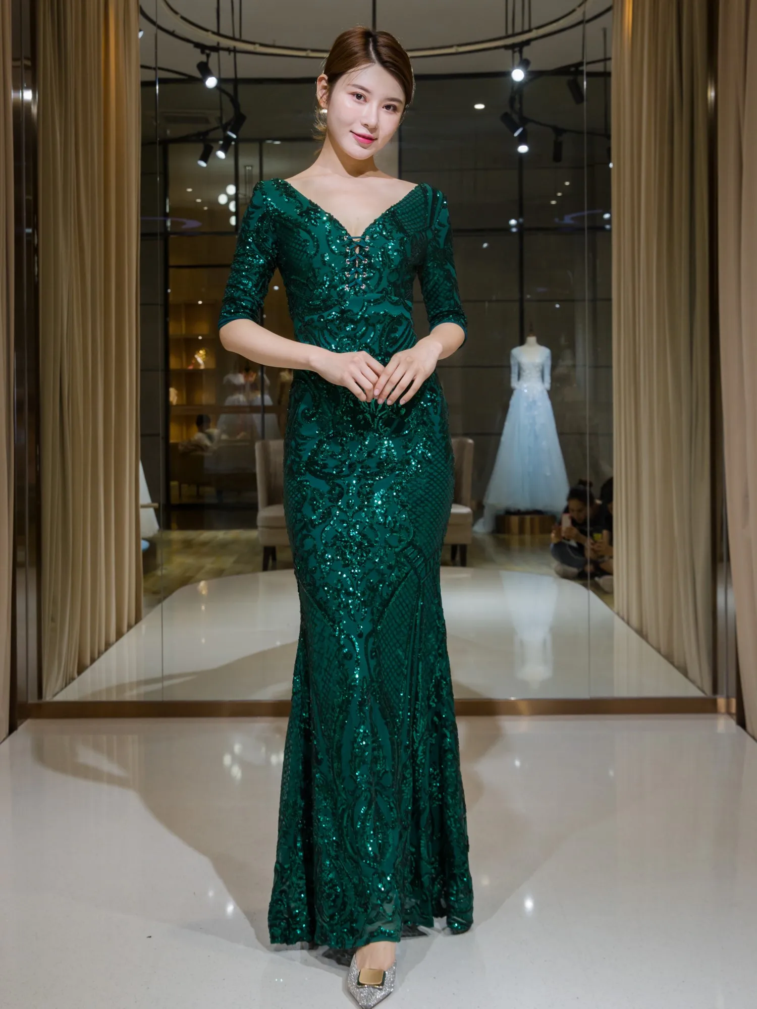 

Sequined Evening Dresses Woman Party Night 2020 Formal Dress Robe De Soiree Longue Mariage V Neck Backless Sexy Mermaid Gown